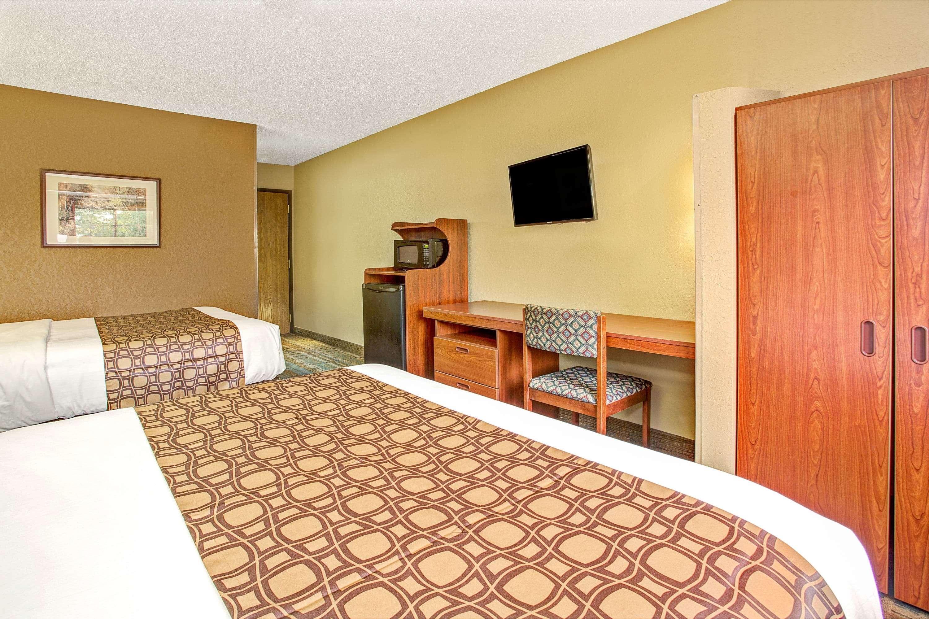 Microtel Inn & Suites By Wyndham Mason Buitenkant foto